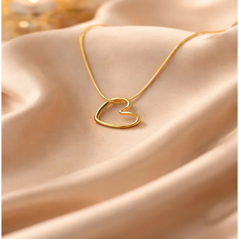 Eternal Heart Pendant Necklace